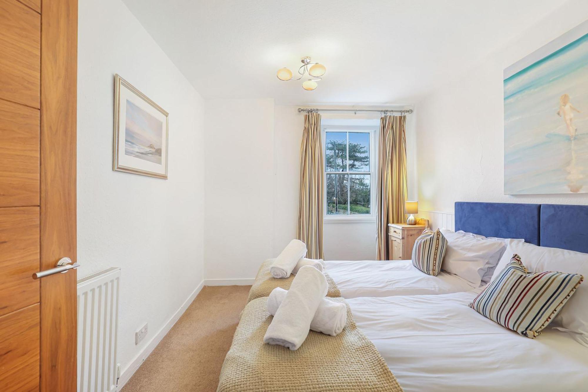 Village House - North East Escapes Bamburgh Extérieur photo