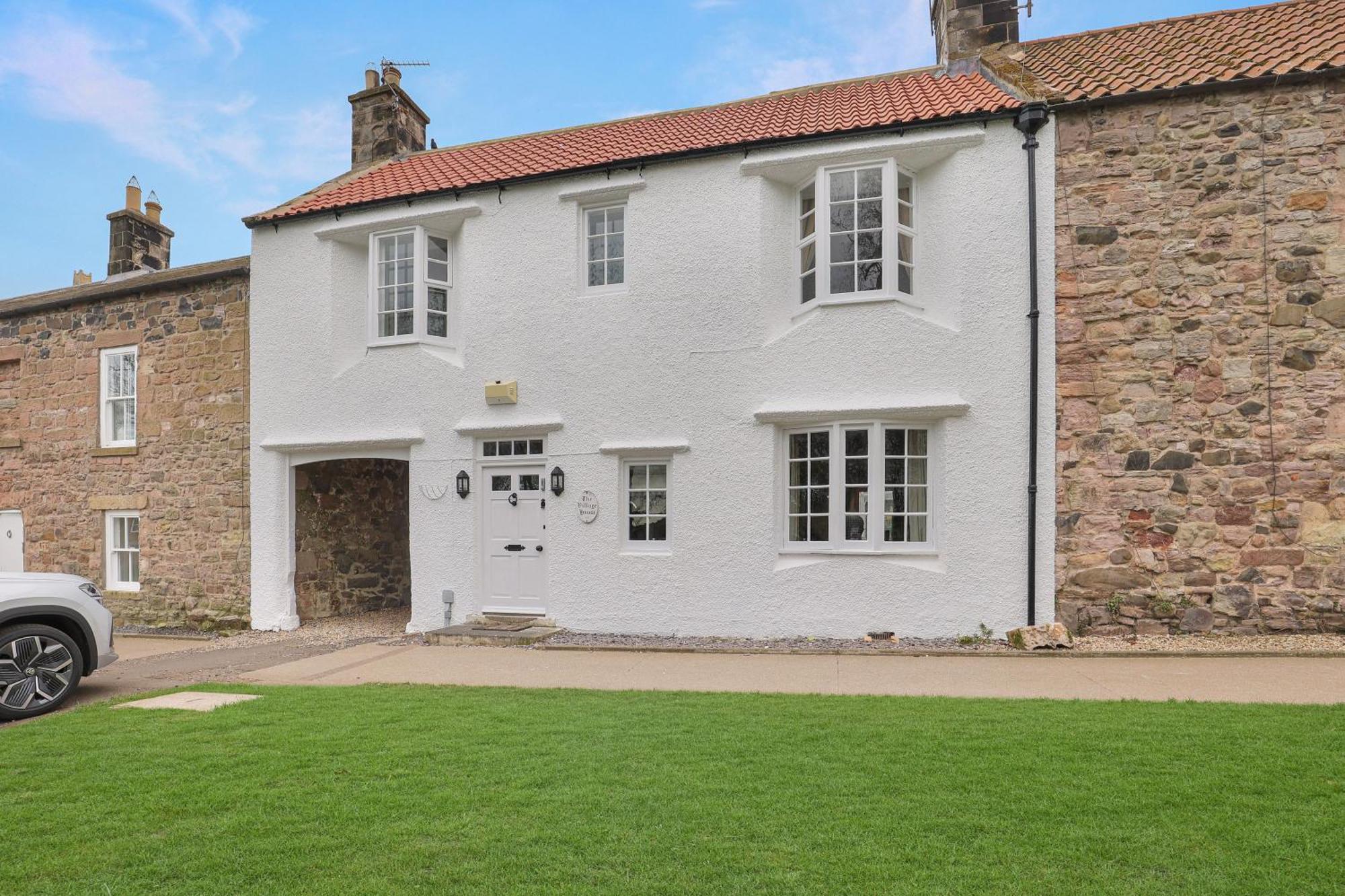 Village House - North East Escapes Bamburgh Extérieur photo